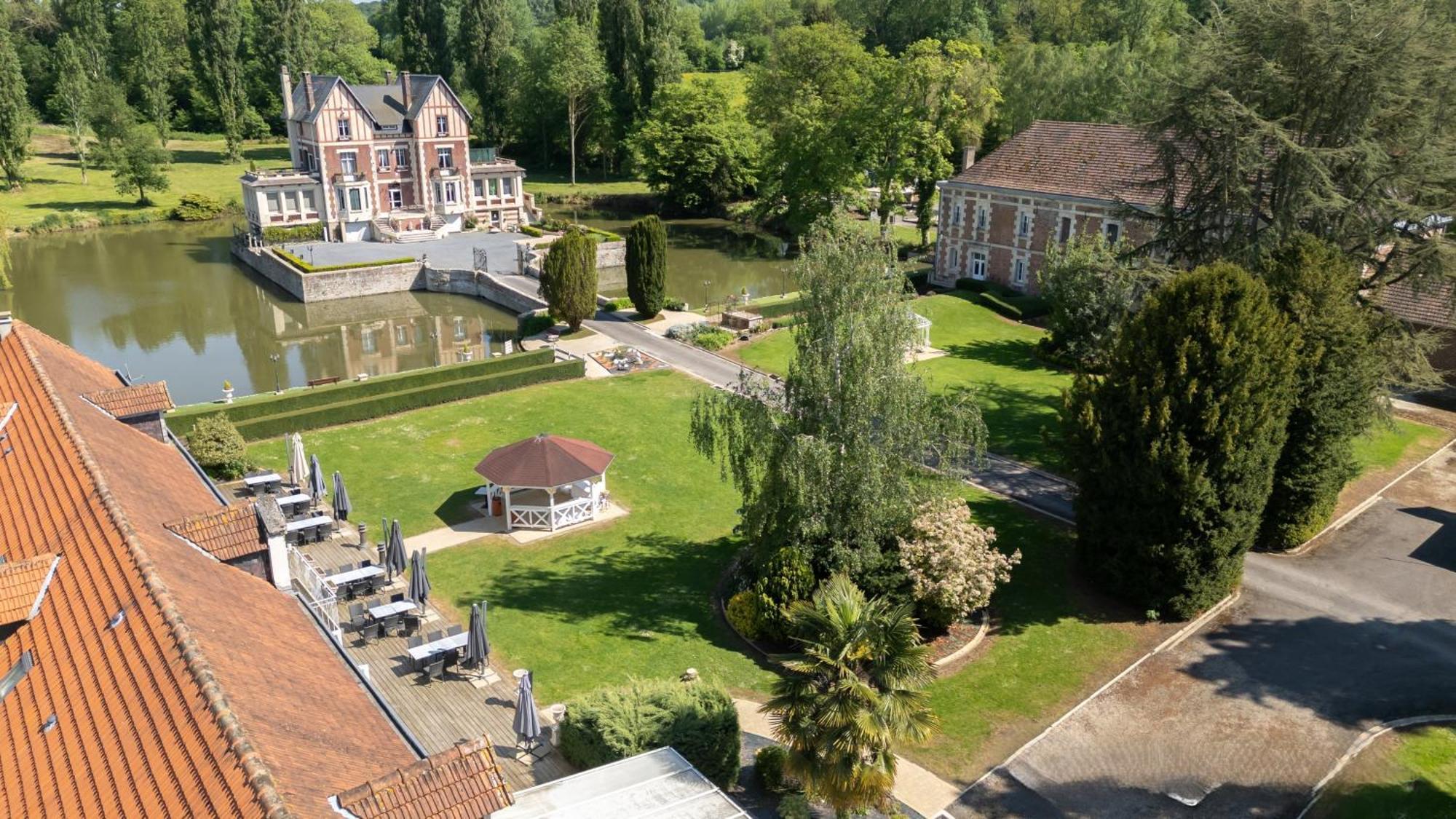 Chateau De Quesmy Eksteriør billede